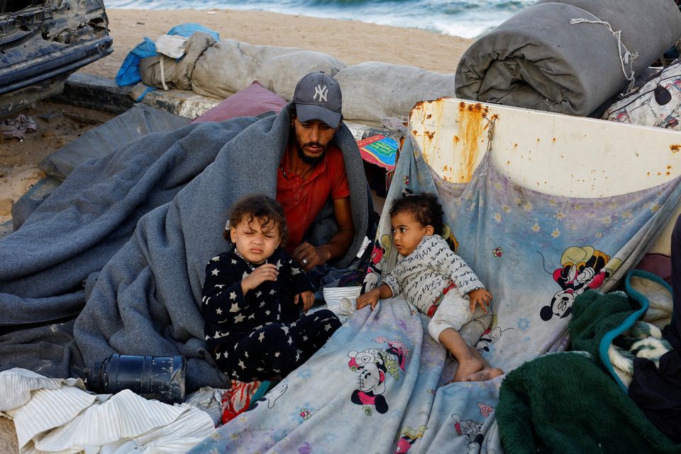 Displaced Palestinians, fleeing northern Gaza from the Israeli military. Photo: Reuters
